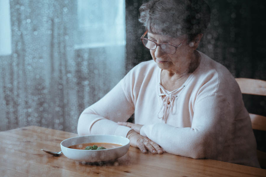 how long can an elderly person live without eating