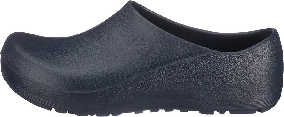 15 Best Non-slip Shoes for the Elderly