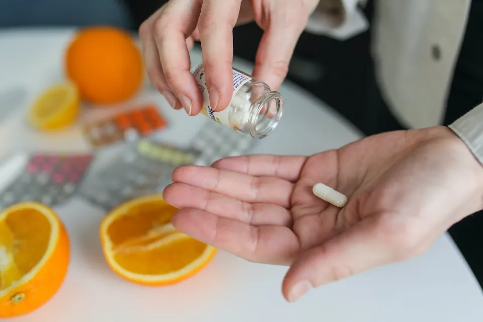 How to Remember to Take Pills: 6 Simple Ways