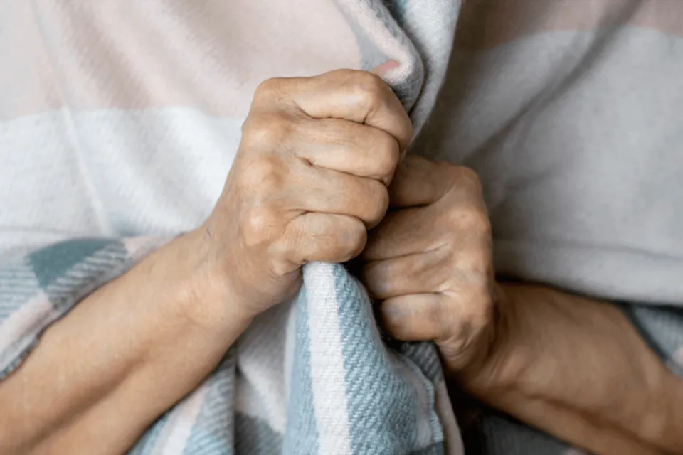 Dementia Feeling Cold All the Time: How to Deal?